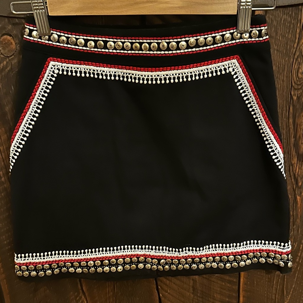 H & M mini skirt with trim xs never worn like new